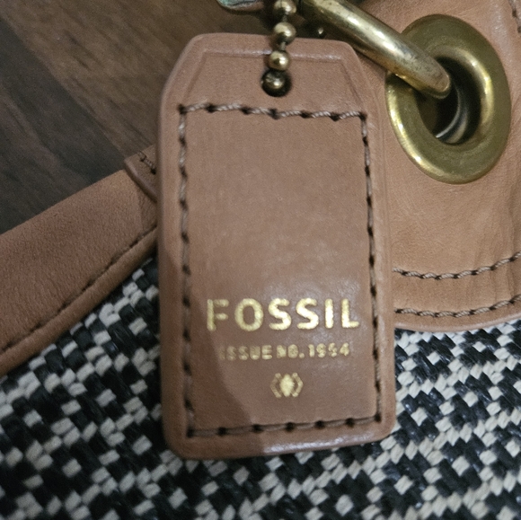Fossil Black and Tan Shoulder Bag - Picture 11 of 14